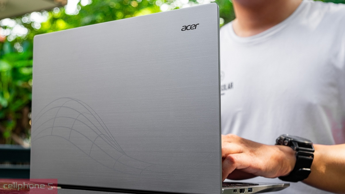 Acer Swift Lite 14 Core Ultra 5 phù hợp học tập và làm việc