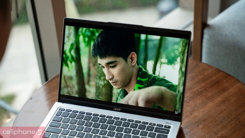 Thiết kế laptop Acer Swift Go 14 AI SFG14-73-53X7