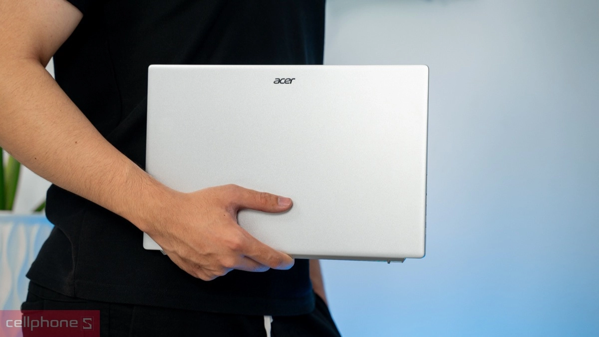 Hiệu năng tính toán và xử lý dồ họa của laptop Acer Swift Go 14 SFG14-41-R251