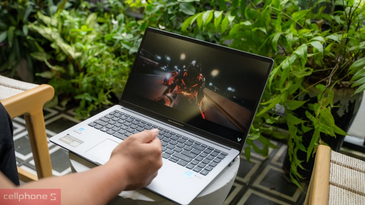 RAM - Ổ cứng của laptop Asus ExperBook P1 P1503CVA-I5SE16-63WS