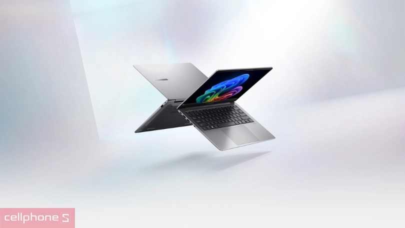 Pin, cổng kết nối và màn hình của laptop Asus Expertbook P5 P5405CSA NZ0451W