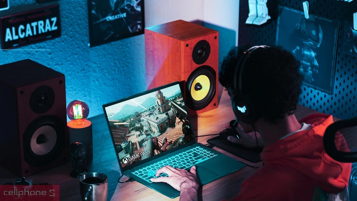 Asus Gaming V16 trang bị bộ vi xử lý Intel Core thế hệ mới