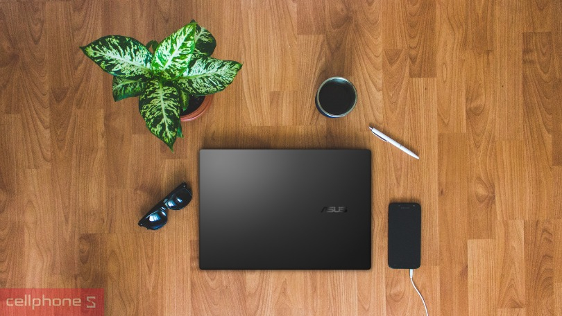 Cổng kết nối laptop ASUS V16 K3607VJ-RP092W