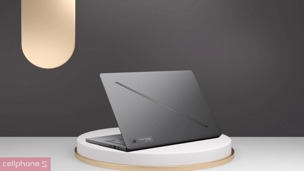 Thiết kế mảnh mai, điều khiển dễ dàng