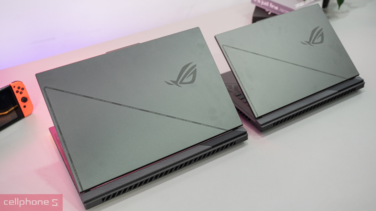 Asus ROG Strix G16 có tính năng sạc nhanh