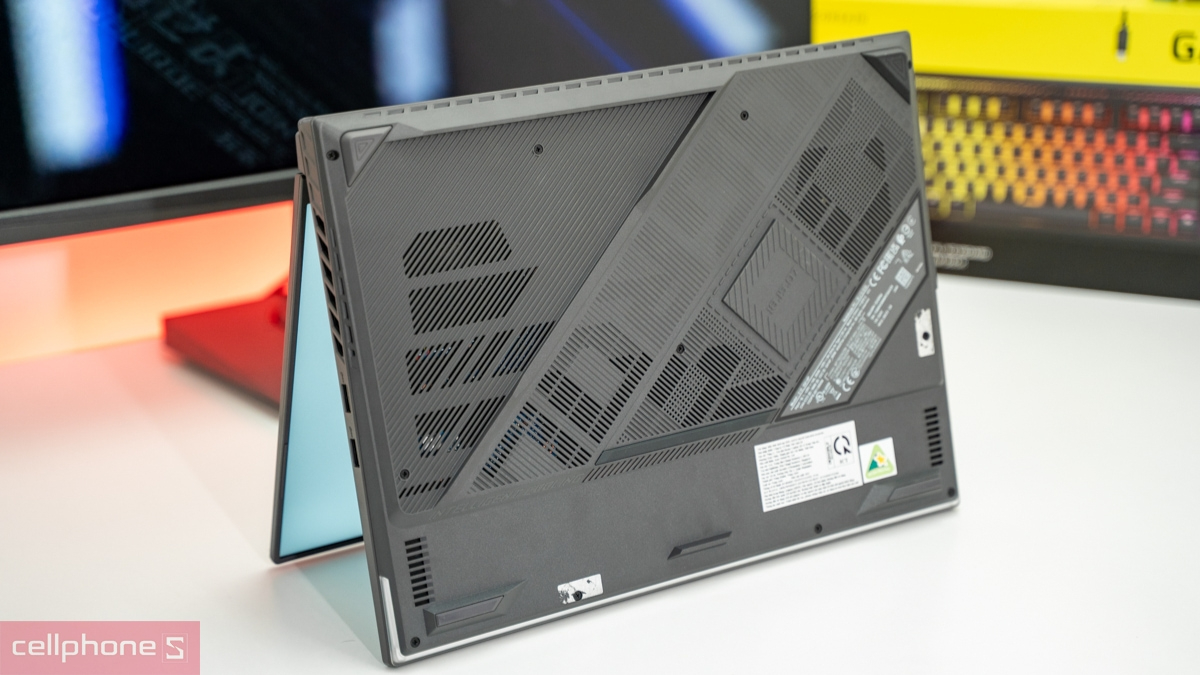 Asus ROG Strix G16 trang bị công nghệ ba quạt