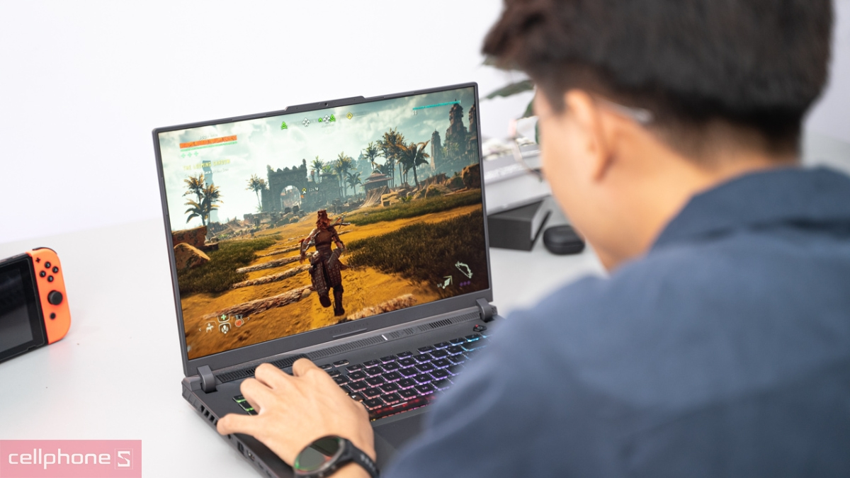 Asus ROG Strix G16 có khả năng giảm tiếng ồn hiệu quả