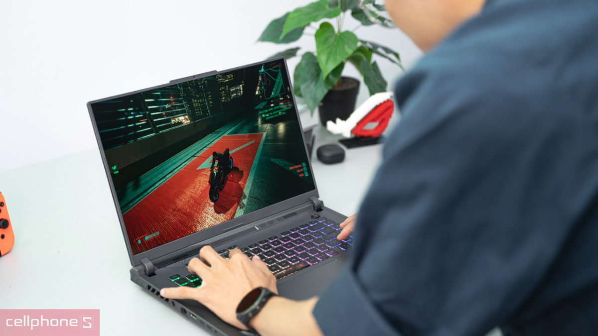 Asus ROG Strix G16 sở hữu chứng nhận Pantone Validated