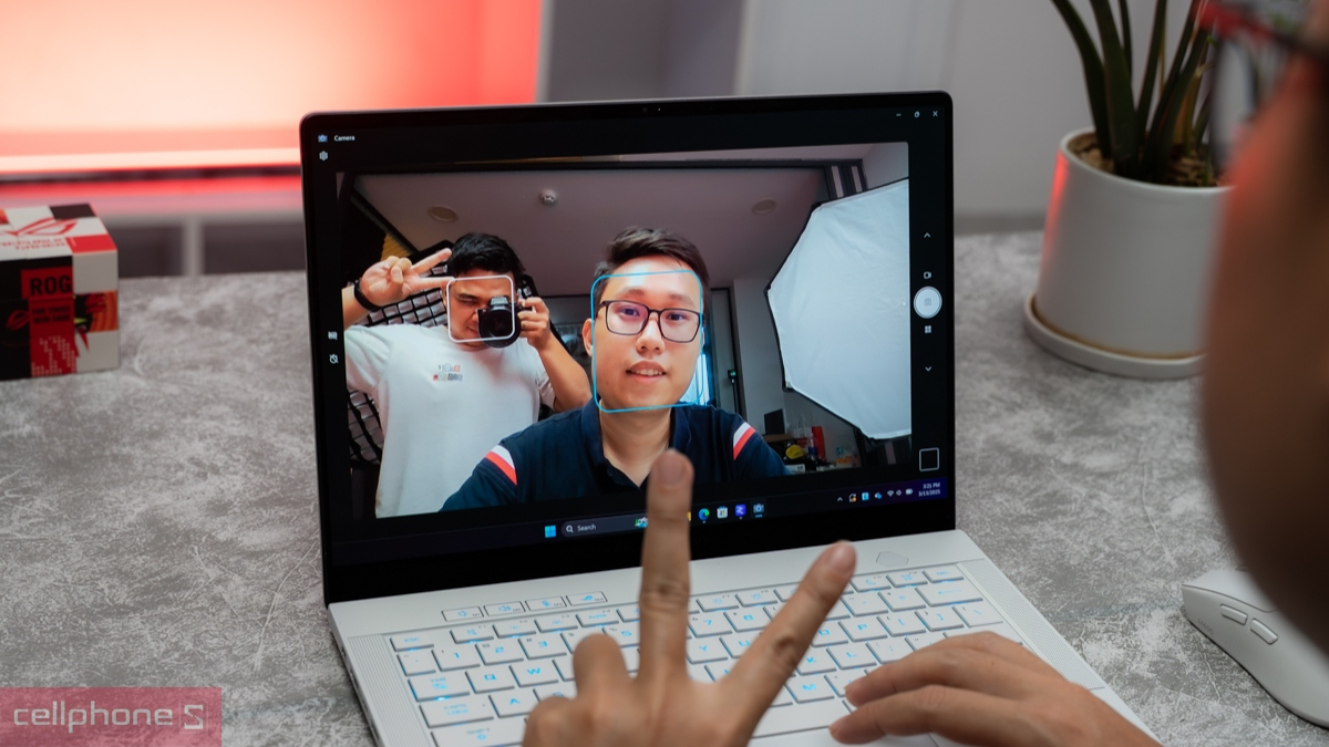 Asus ROG Zephyrus G14 có công nghệ khử tiếng ồn