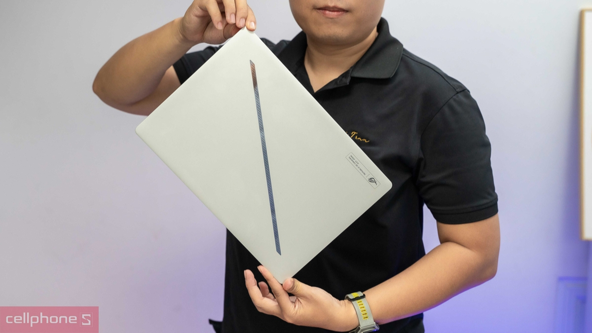 Asus ROG Zephyrus G14 có thiết kế thanh lịch 