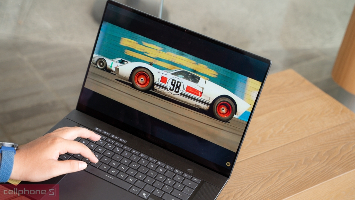 Asus Rog Zephyrus G16 trang bị Dolby Atmos và AI hai chiều lọc tiếng ồn