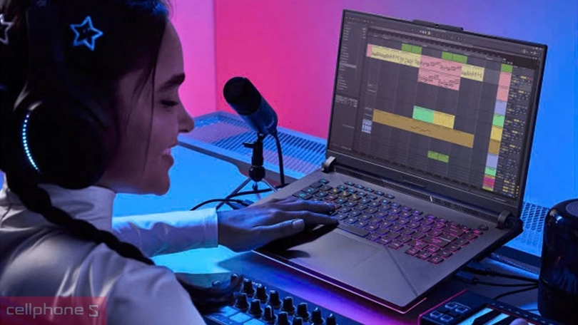 Màn hình và pin của laptop Asus ROG Strix G16 G614JV-N3514W