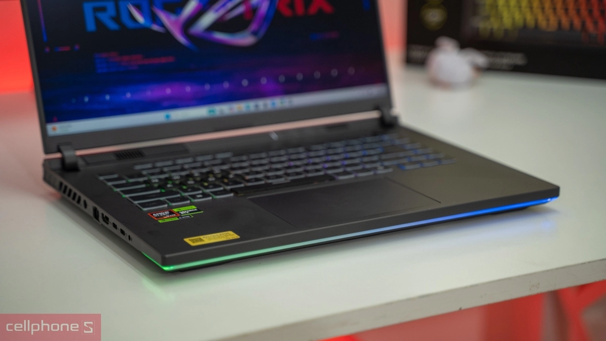 Đa nhiệm với Laptop Asus Rog Strix G16 G614PH S5101W