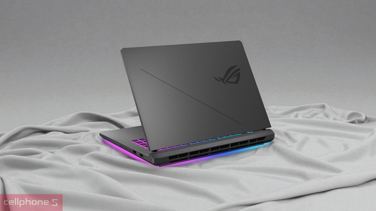 Dung lượng pin, cổng kết nối của laptop ASUS ROG Strix G16 G615LW-S5219W