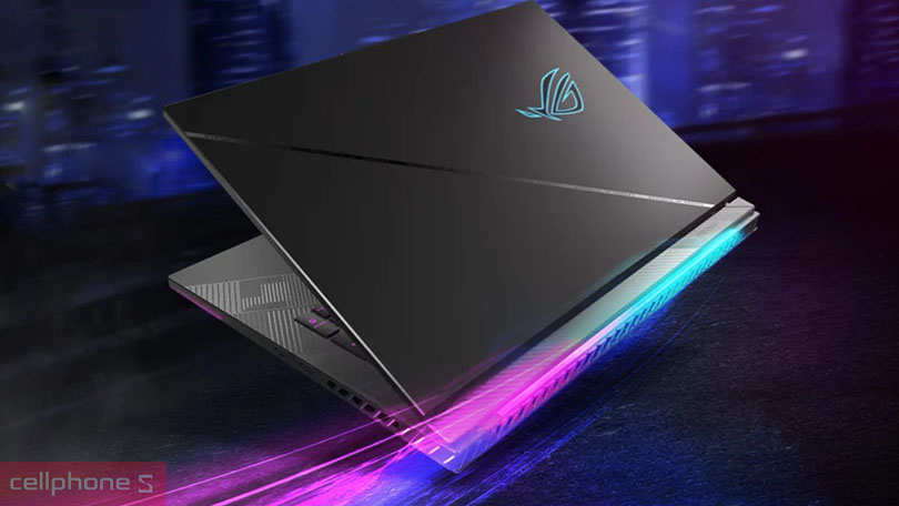 Thiết kế laptop Asus ROG Strix Scar 18 G834JZR-R6160