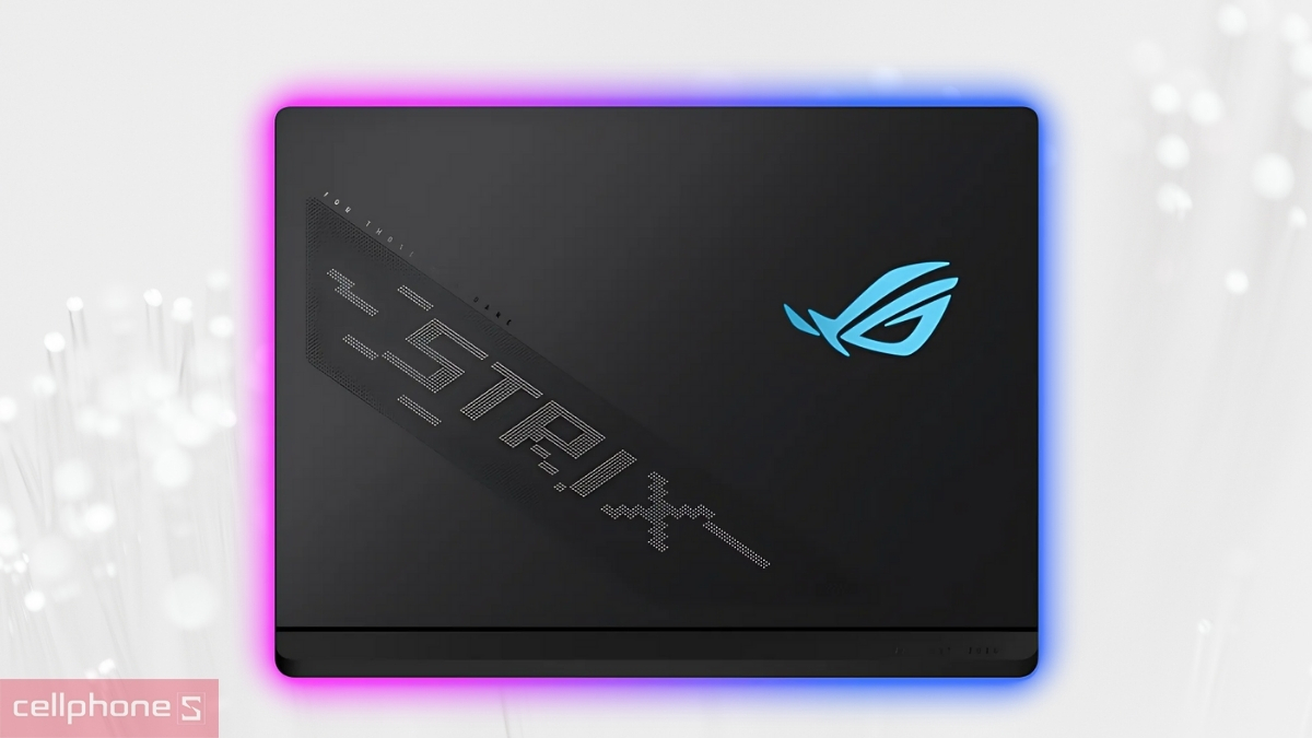 Bộ nhớ RAM, ổ cứng của laptop Asus ROG Strix Scar 18 G835LX-SA208W