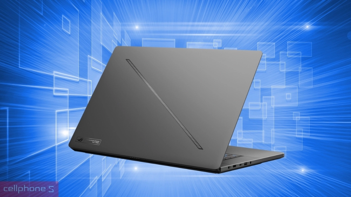 Pin và cổng kết nối của laptop ASUS ROG Zephyrus G16 GU605CM-QR078W