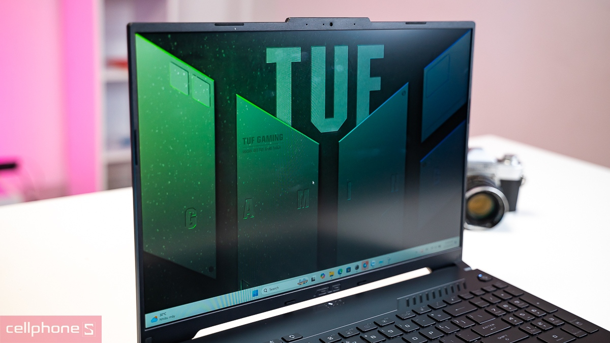 ASUS TUF Gaming A16 trang bị camera FHD hỗ trợ nhận diện khuôn mặt