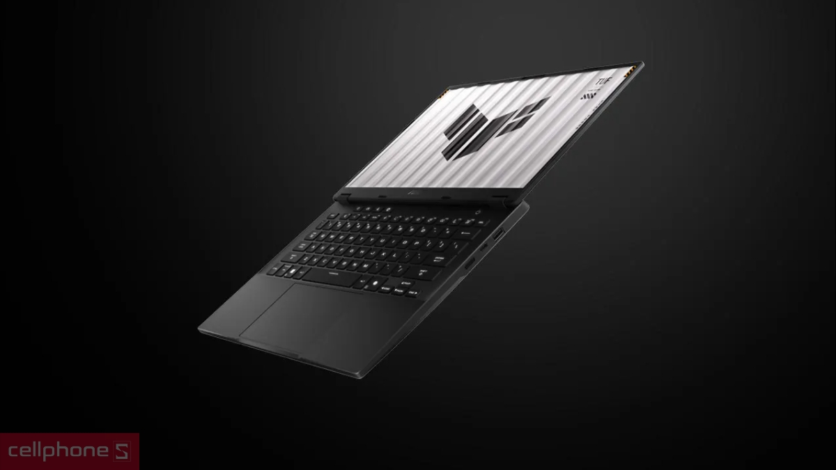 Pin 73Wh sạc nhanh bền bỉ với cổng USB 4 hiện đại