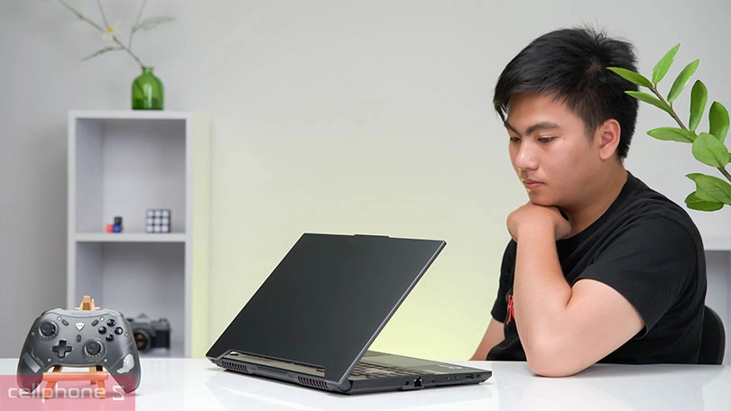 Màn hình  laptop Asus TUF Gaming F15 FX507ZC4-HN095W