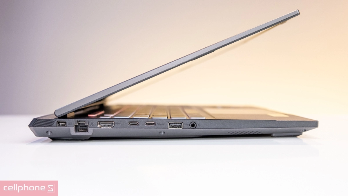 Thiết kế laptop ASUS TUF Gaming F16 FX608JHR-RV037W