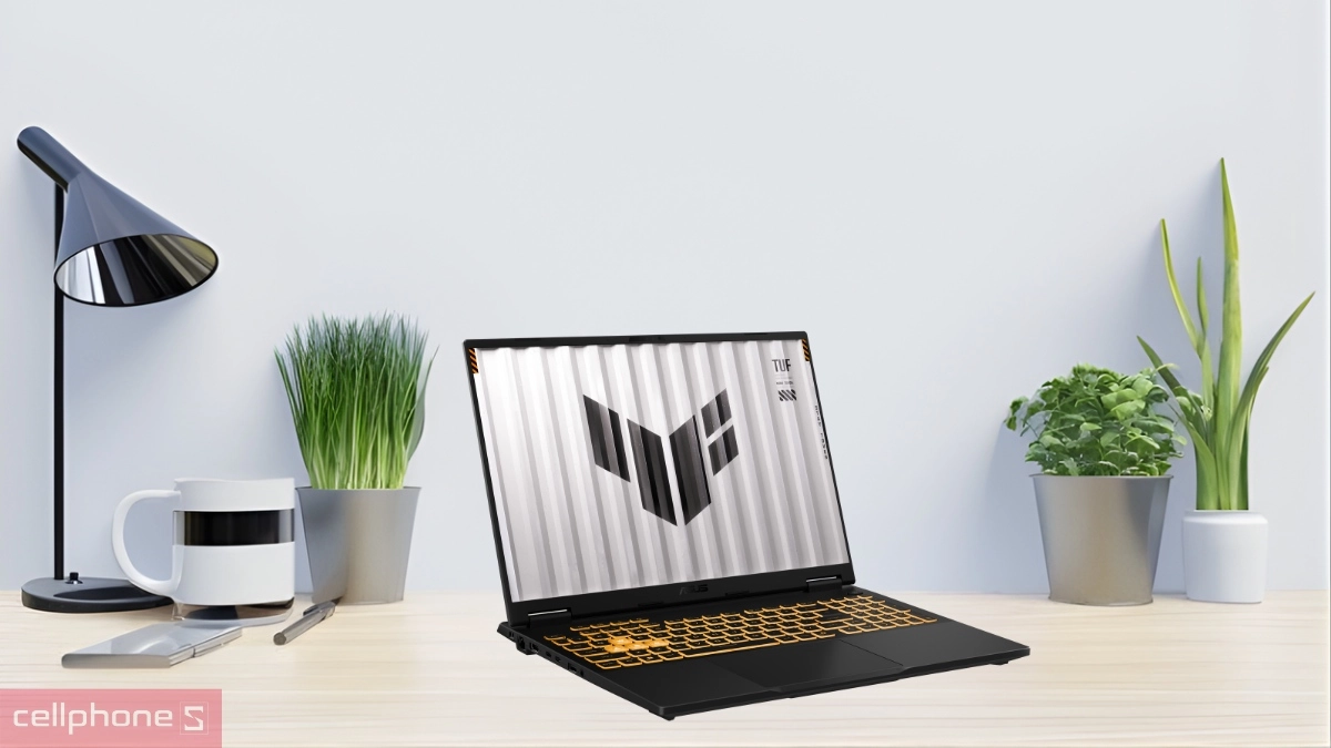 Bộ nhớ trong 16GB DDR5 cùng ổ cứng 512GB SSD