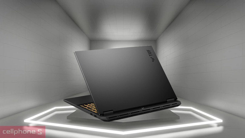 Pin, cổng kết nối của laptop Asus TUF Gamnig F16 FX608JMR-RV048W