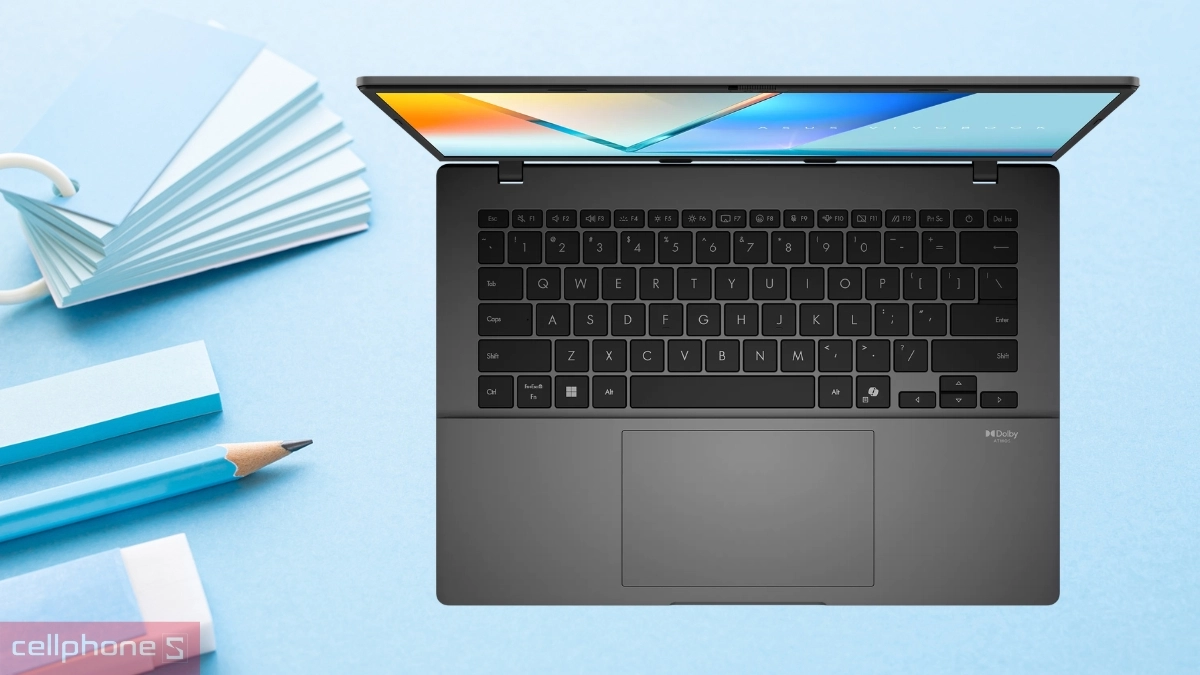 RAM 16GB DDR5 cùng SSD 512GB PCIe 4.0