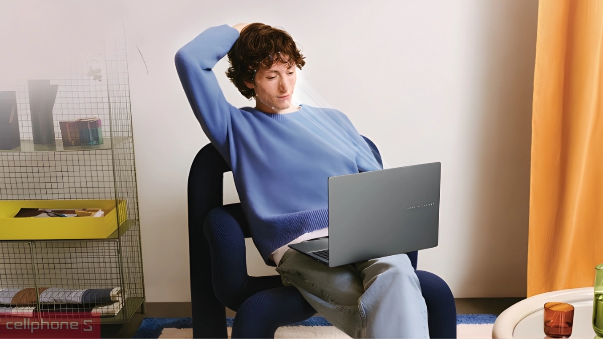 Tối ưu hiệu suất thông minh với nhân NPU Intel AI Boost