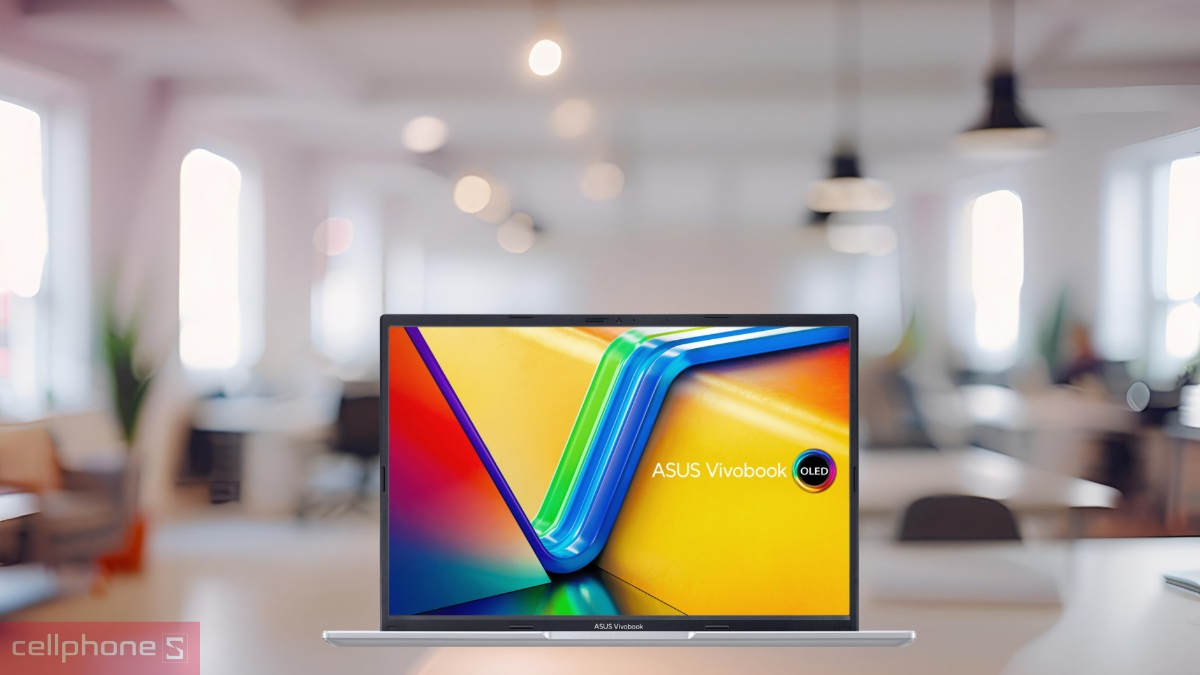 CPU xử lý tốc độ cao và card đồ họa sống động