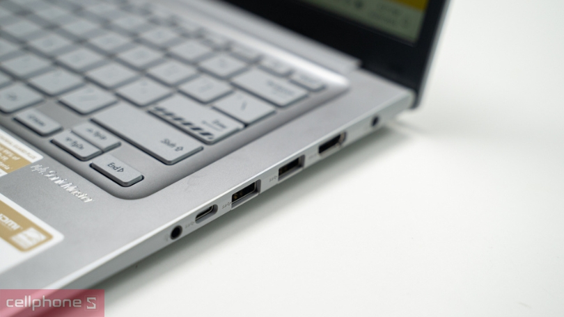 Laptop Asus Vivobook 14 X1404ZA-NK389W – Thiết kế mỏng nhẹ, hiệu năng mạnh mẽ