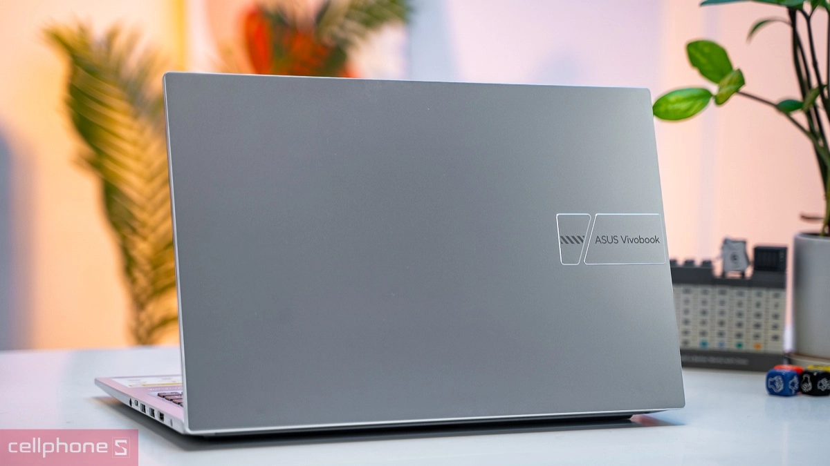 Cấu hình laptop ASUS Vivobook 15 X1502VA-BQ886W