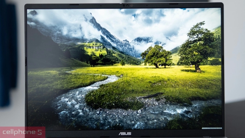 Màn hình hiển thị rõ nét, tần số quét 60Hz cực mượt mà