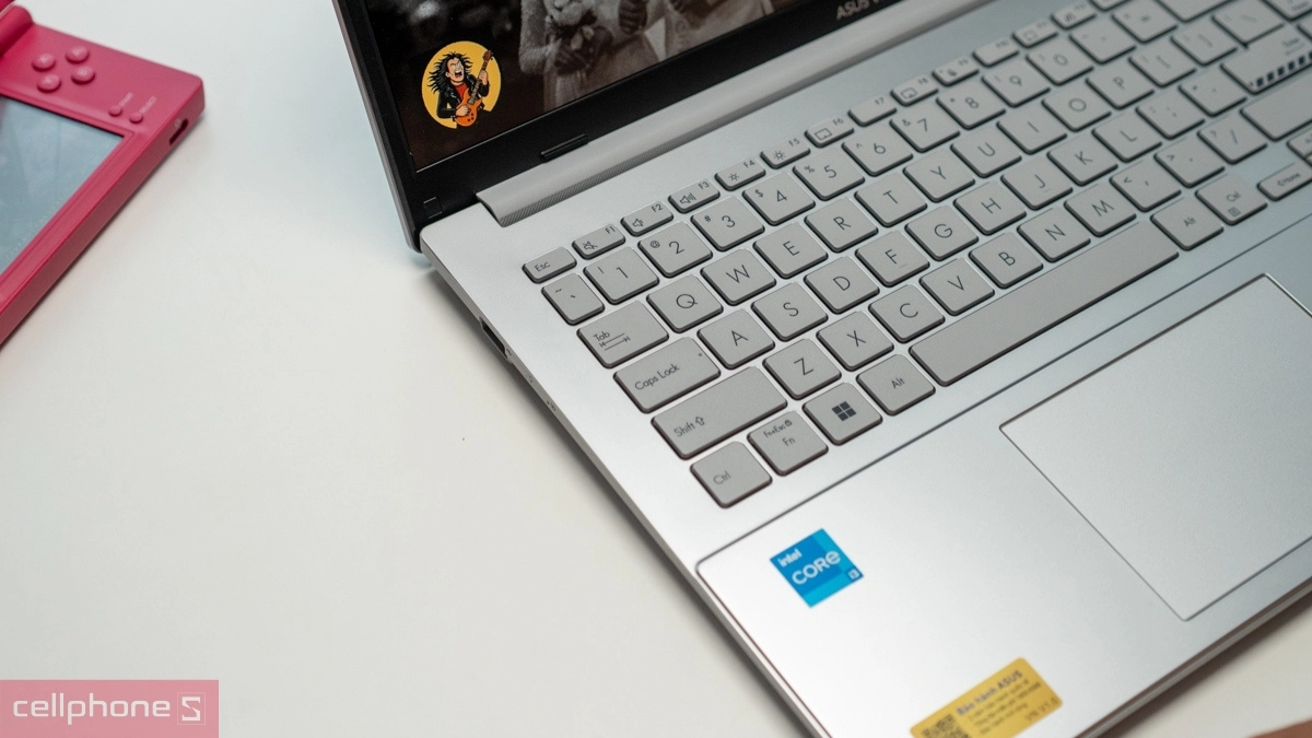 Pin, cổng kết nối của laptop ASUS Vivobook Go 15 E1504GA-BQ1141W