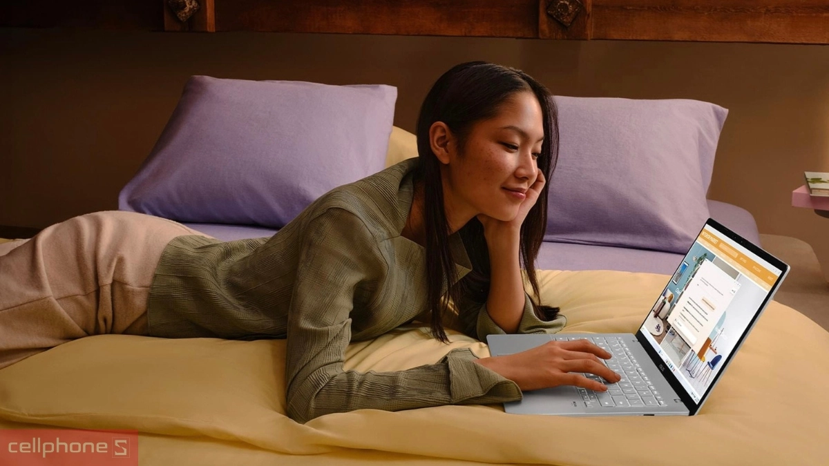 Pin 70Wh dung lượng lớn, kết nối hiện đại