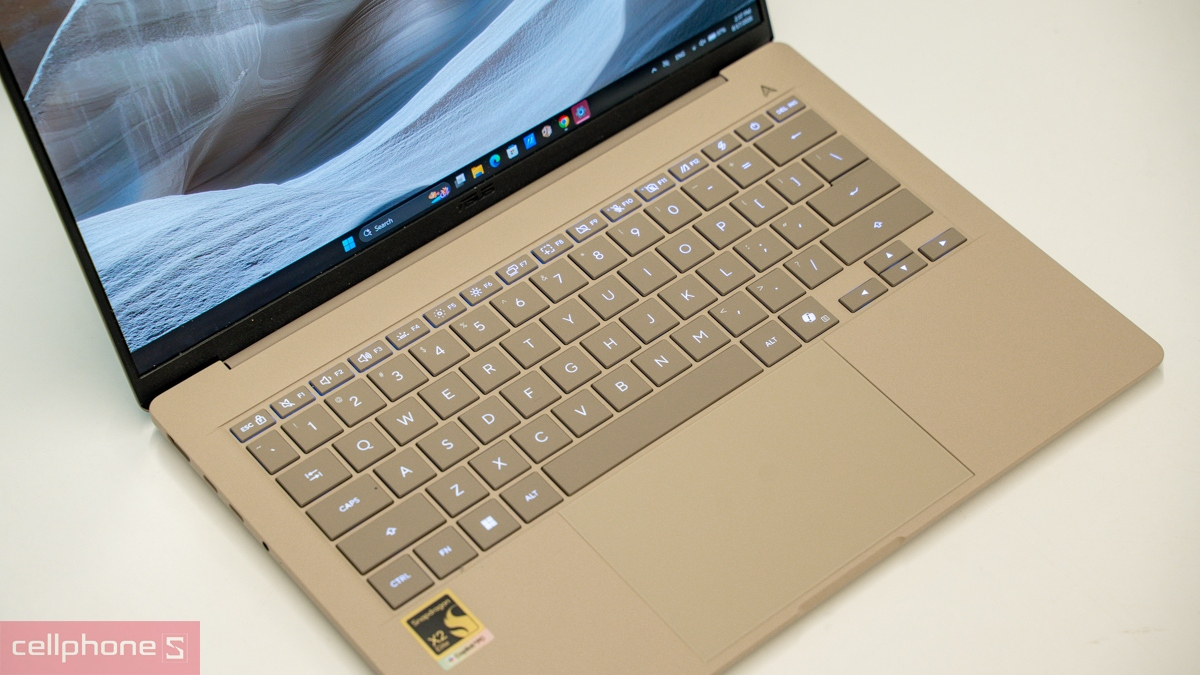 Asus Zenbook A14 có bàn phím Chiclet đèn nền và touchpad rộng