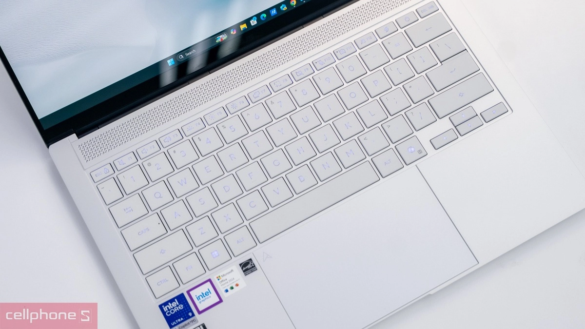 AI trên laptop ASUS Zenbook S 14 UX5406AA SU415WS