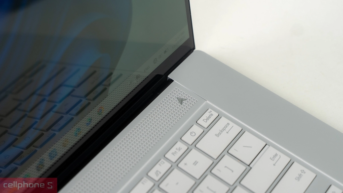 Đồ họa Asus Zenbook S 16 UM5606KA-RK127WS Ryzen AI 7