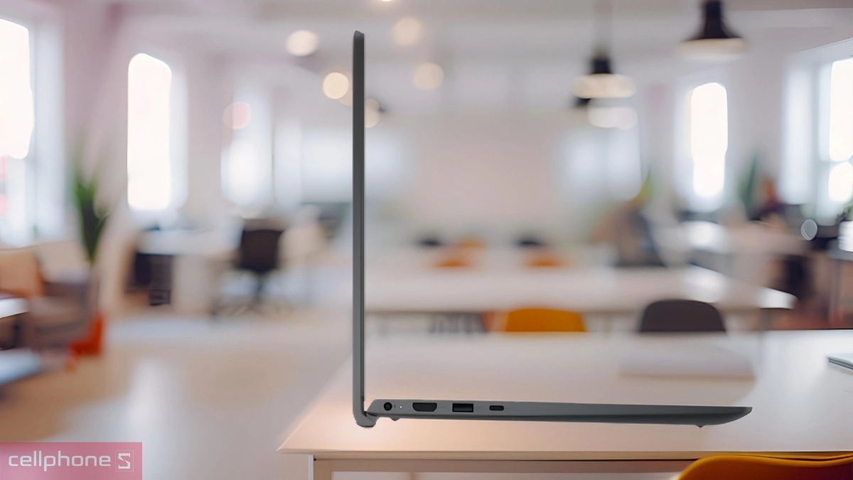 Dell 15 DC15250 1XVHG V2 sở hữu viên pin 3-cell