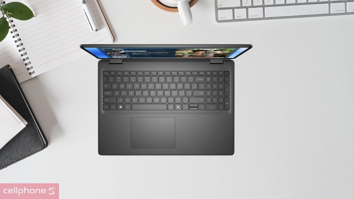 Dung lượng laptop Dell 16 DC16250 C7U161W11BLU