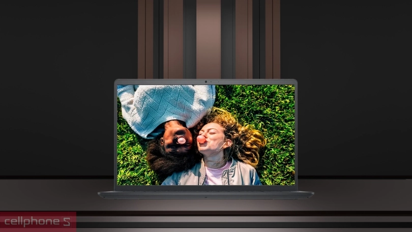Màn hình và chất lượng hiển thị của laptop Dell Inspiron 15 3520 8JTD9