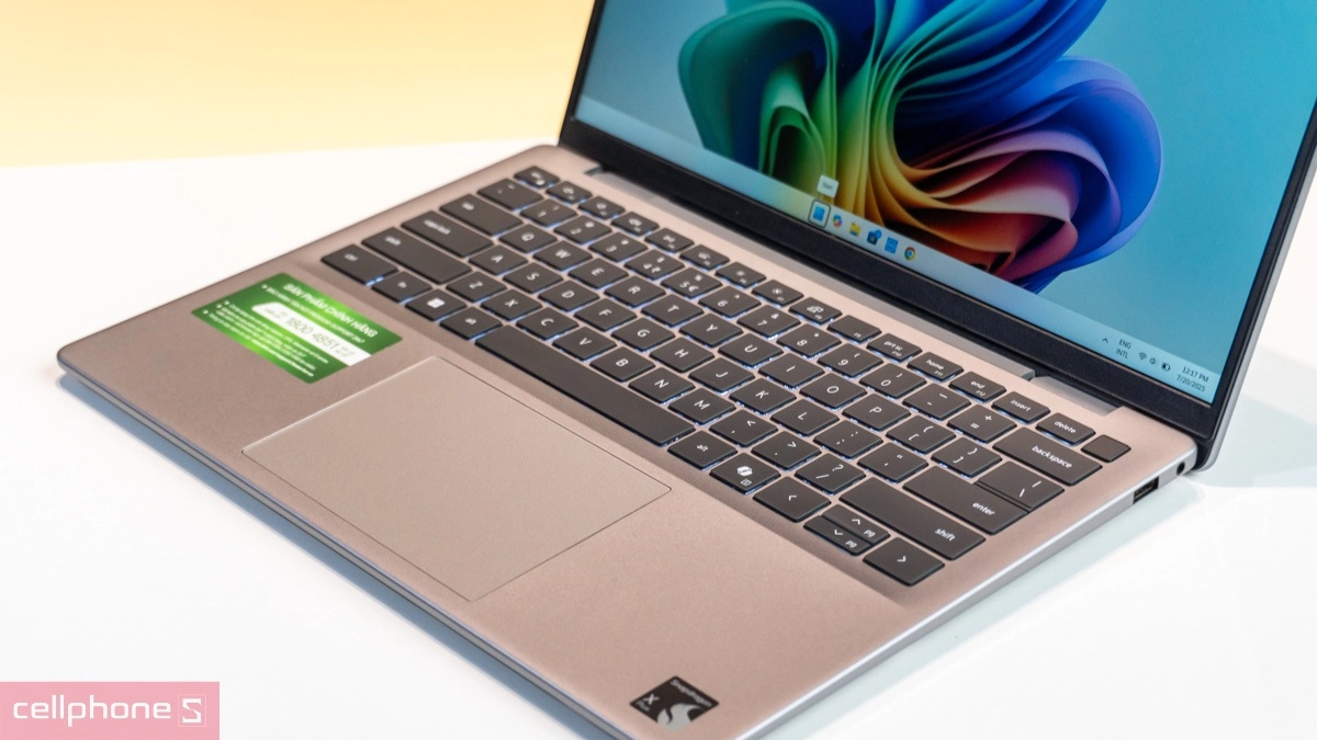 Thiết kế laptop Dell Inspiron 14 5441 5MNK1 Copilot+X Plus