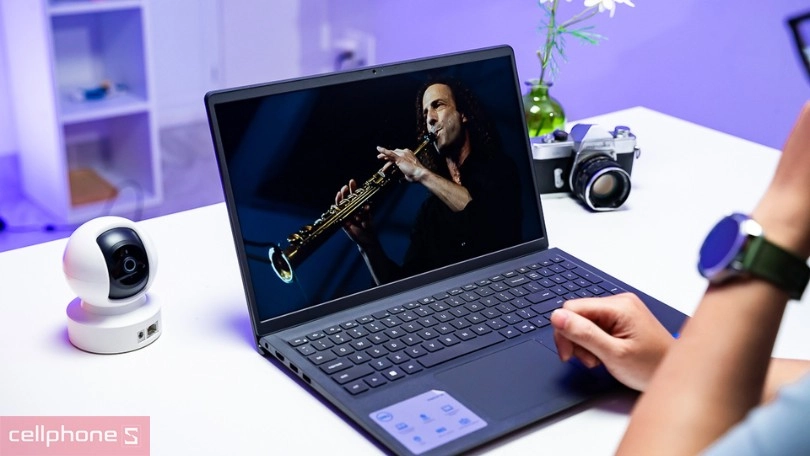 Màn hình Dell Inspiron 15 3520-5124BLK GJ8W7