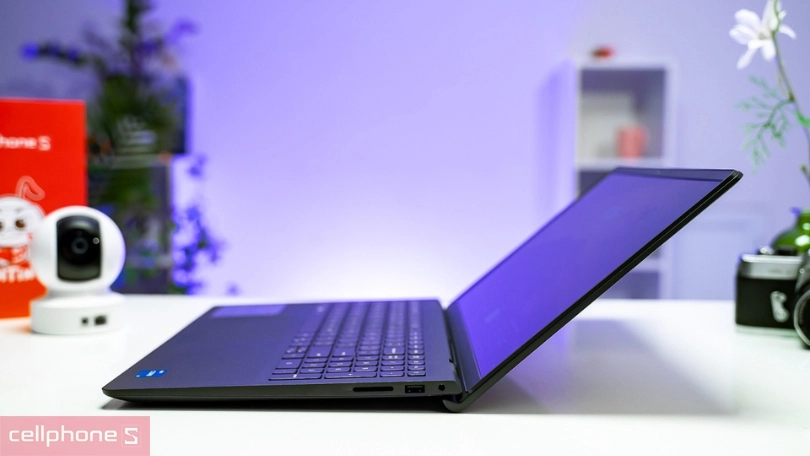 Thiết kế Dell Inspiron 15 3520 I3520-7896BLK-PUS