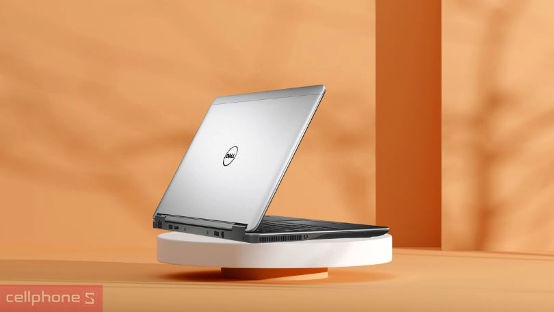 Laptop Dell Latitude E7240 - Phím bấm dễ dùng, hình ảnh sinh động