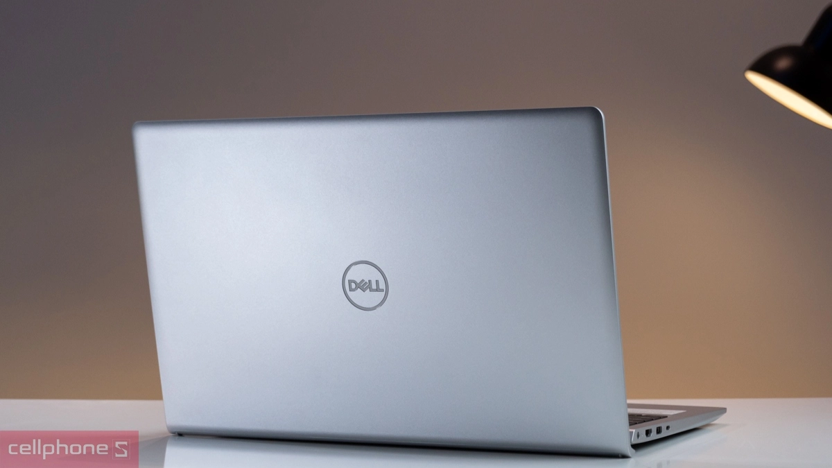 Thiết kế laptop Dell 15 DC15255 DC5R5802W1