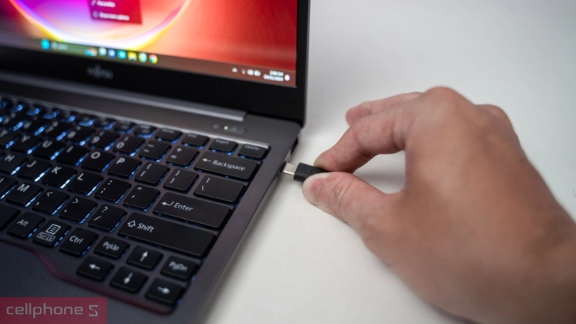 Laptop Fujitsu CH9C13A1 4ZR1G97615