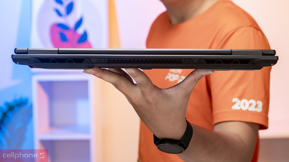 Gigabyte A16 bố trí các cổng giao tiếp tiện lợi
