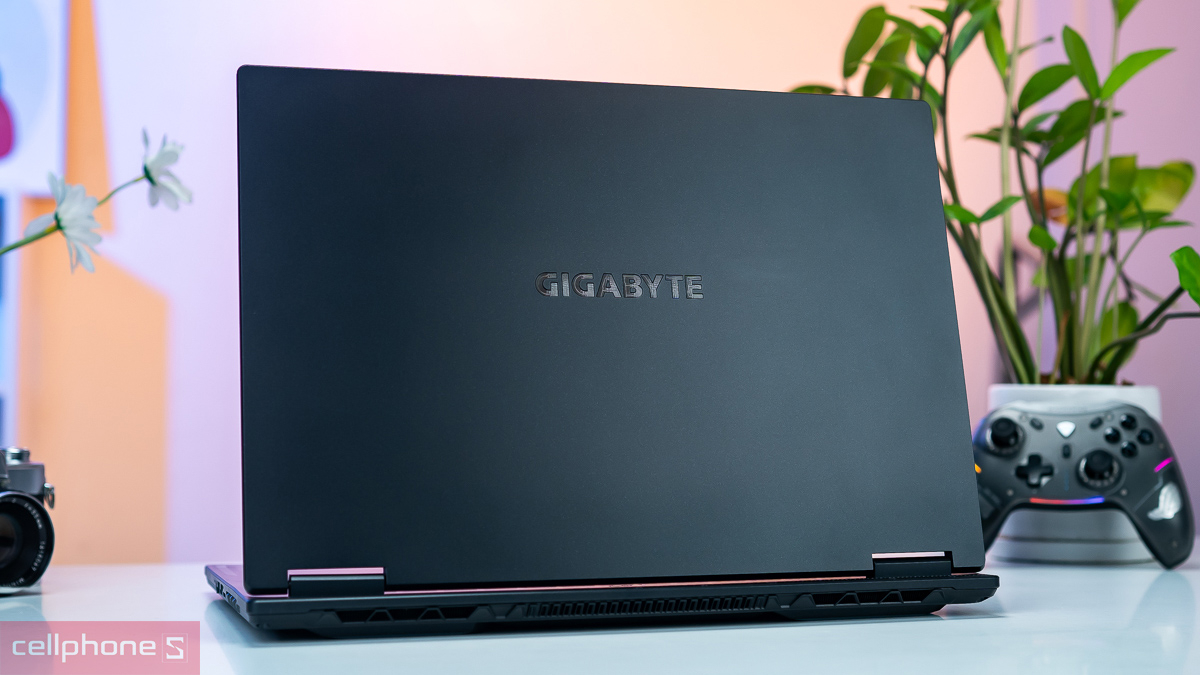 Gigabyte A16 có dung lượng bộ nhớ lớn