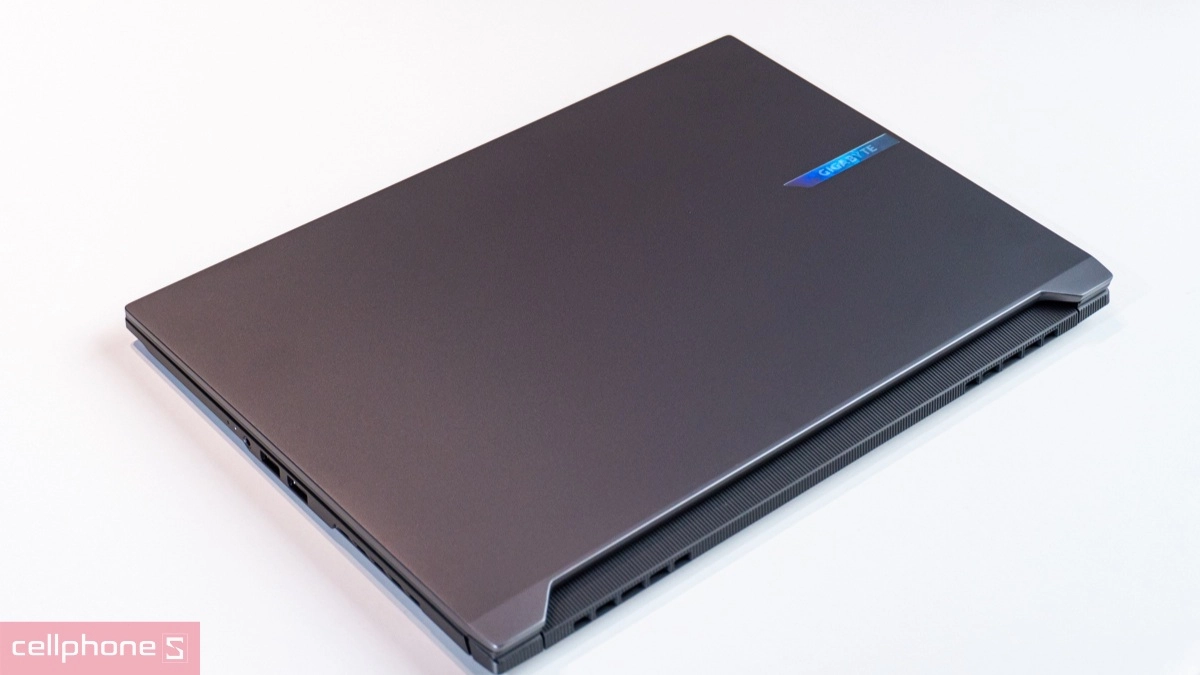 Thiết kế laptop Gigabyte Aero X16 EG61H-X161VH93VNC64AH Ryzen AI 7